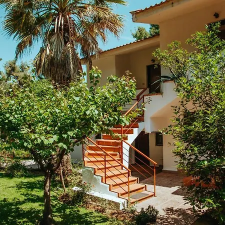Beautiful Summerhouse In Sani's Pine Forest Παραλία Σάνη